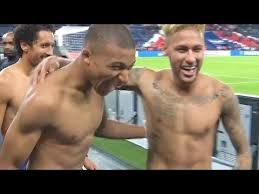Мбаппе килиан / mbappé kylian. Ø´Ø§Ù‡Ø¯ Ø§Ø­ØªÙØ§Ù„ÙŠØ© Ù†ÙŠÙ…Ø§Ø± ÙˆÙ…Ø¨Ø§Ø¨ÙŠ Ø¨Ø¹Ø¯ Ù†Ù‡Ø§ÙŠØ© Ø§Ù„Ù…Ø¨Ø§Ø±Ø© 5 0 Youtube