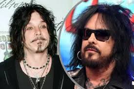 Mick Mars Recording with Former Motley Crue Singer John Corabi