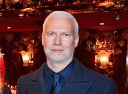 Is the Bjork Show Klaus Biesenbach's Ruin? : r/ContemporaryArt