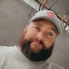 Where is the best chicken wings in Waterloo