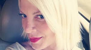 Photo : Tori Spelling et son mari Dean McDermott sont allés faire des  courses au supermarché à Encino. Le 20 juillet 2014.