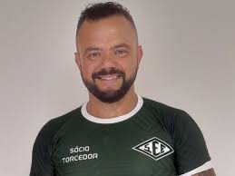 Saiba mais sobre Ivan Florentino, o novo técnico do Floresta