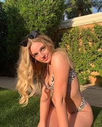 Babepedia