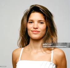 Carly Cole's Instagram, Twitter & Facebook