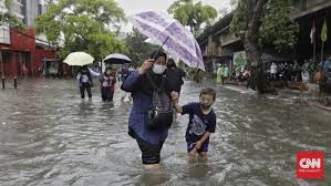 Ada beberapa catatan banjir besar pernah banjir pada 1918 di jakarta ini juga melumpuhkan batavia. Gs Qhsj8nbz2gm
