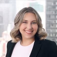 I am thrilled to announce that I will be interning at First Citizens Bank  as an External Communications and Public Relations Intern at their New York  City office this summer! Thank you