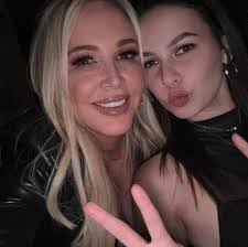 Barbara Sisk's Instagram, Twitter & Facebook