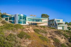 The boston business journal features local business news about boston. Alicia Keys Is The Buyer Behind 20 8 Million Razor House Sale Mansion Global