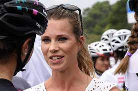 À tv mag, il a fièrement listé les choses changées depuis qu'il est aux. Tour De France Marion Rousse Suit La Course En Camping Car Tour De France Le Telegramme