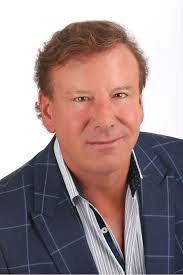 David Mac Leod, Real Estate Agent