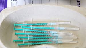 В таджикистане уже стартовала вакцинация новым американским препаратом moderna 28.07.2021, sputnik таджикистан. Coronavirus Impfstoff News Vier Neue Nebenwirkungen Nach Biontech Und Moderna Impfung Entdeckt News De