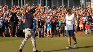 There was no question the crowds were pulling for a mickelson win on sunday at kiawah. Phil Mickelson S Family Links A Key Factor In Us Pga Victory