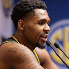 Puryear scores 17 to lead Mizzou over Kennesaw State at Paradise Jam