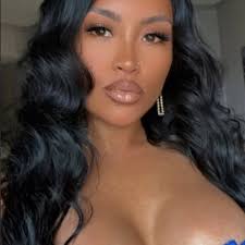 Well damn you're a hottie 🩷