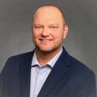 Ashley Creamer's Instagram, Twitter & Facebook