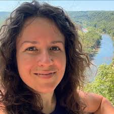 Dusty Reed created the prefect way to keep Festival close to the heart! ❤️  🌀