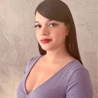 Dania Moran's Instagram, Twitter & Facebook