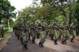 Esa entidad dijo que el ejército había dado un anticipo de 700 millones por un contrato de llantas que nunca llegaron. Heroes Las Calles De Nilo Para Conmemorar Los 200 Anos Del Ejercito Nacional