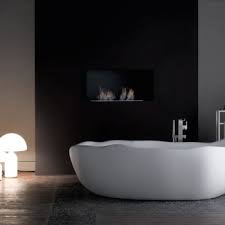 Archetypische form einer frei platzierten badewanne mit ovaler kontur und konischen außenlinien. Die Freistehende Badewanne Bad Und Raum St Gallen