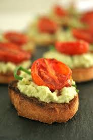 Just in time for a holiday weekend of entertaining and picnics, goat cheese & tomato salsa bruschetta. Pin On Avocado Ers