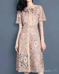 Kebaya dress brokat muslimah memang selalu menjadi trend. Jadi Yang Paling Cantik Dengan 3 Gaya Gaun Pesta Brokat Kekinian