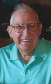 Leland Kerr's Instagram, Twitter & Facebook