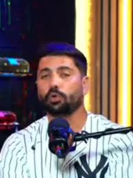 Agucho Contra El Cuervo Mds