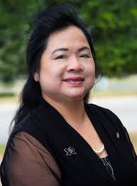 Tammi Foster's Instagram, Twitter & Facebook