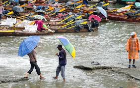 IMD issues red alert for very heavy rainfall in Uttarakhand; Char Dham Yatra suspended in view of adverse weather conditions
