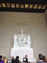 This Is A Picture Of The Lincoln Memorial This Was My Favorite Memorial Because The Size Of The Statue Was Huge I Really E Memories Abraham Lincoln Enjoyment