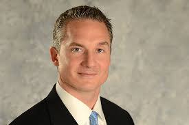 Alex Brauer's Instagram, Twitter & Facebook