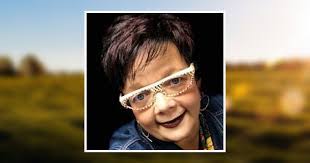 Nicole Faris's Instagram, Twitter & Facebook