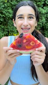 𝐄𝐕𝐄𝐋𝐘𝐍