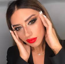 Alina Danil Make-up Artist