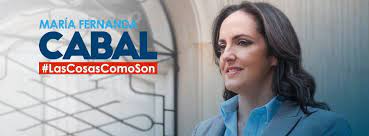 Si están exigiendo más recursos para la educación pública pues vayan y estudien, vagos, esgrimió en su acostumbrado tono. Maria Fernanda Cabal Facebook