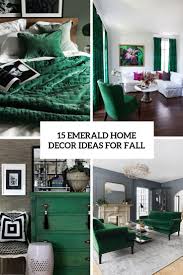An emerald green lamp and beautiful decorative green throw pillows are top 10 interior design ideas and home decor for living room. 15 Emerald Home Decor Ideas For Fall Shelterness