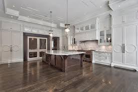 Homes For Sale In Old Oakville Oakville Ontario Canada 199 Chartwell Road Listed By Linda Tino Zylik Broker The In Kitchen Design Home Traditional House