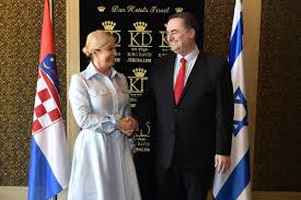 Lippu kroatien pixerstick tarra helppo asennus 365 päivän palautusoikeus selaa muita malleja tästä kokoelmasta! Israel Foreign Ministry Twitterissa While In Jerusalem Croatia S Pres Kolindagk Also Met W Israelipm Netanyahu W Presidentruvi Rivlin Visited Theodor Herzl S Grave Yadvashem Holocaust Remembrance Center Yesterday Pres Grabar Kitarovic