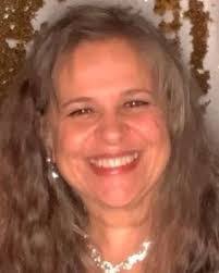 Kari Needham's Instagram, Twitter & Facebook