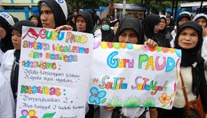 Gaji guru honorer smk negeri jawa barat. Jawa Barat Bakal Angkat Guru Honorer Setara Pns Nasional Tempo Co