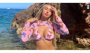 Ton travail, cest commenter nos vidéos de m*rde : Polska contre-attaque  après son passage humiliant dans TPMP