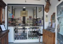 Boutique D E Liquides Vincent Dans Les Vapes Et Cirkus A Essaouira Maroc