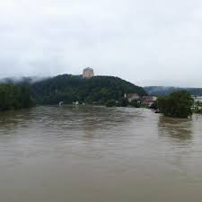 Bundeskanzlerin angela merkel besucht derzeit die hochwassergebiete in der eifel. Hochwasser In Kelheim Umgebung Home Facebook
