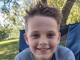 Jesse Hooper's Instagram, Twitter & Facebook