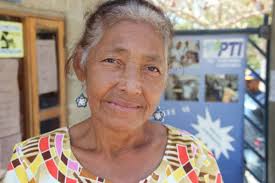 No queremos matricular a nuestros hijos lejos de casa”