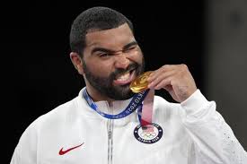 Gophers' Steveson wins Hodge again as top college wrestler