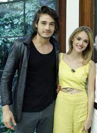 Isabelle drummond diz que aprendeu muito sobre troca com elenco e equipe de a lei do amor. Isabelle Drummond Se Irrita Com Cenas Ousadas Do Namorado Com Marquezine E Toma Atitude Radical