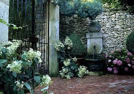 jardin agapanthe par alexandre thomas gothic garden garden features beautiful gardens