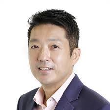 Paul Pak's Instagram, Twitter & Facebook