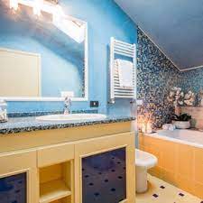Definitely, you don't need to use yellow paint to have a yellow themed bathroom instead you may use other decorating ideas that have a touch of yellow palette. Blue And Yellow Bathroom Ideas Houzz